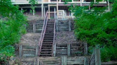 Retaining Wall & Stairs in Ypsilanti Before Photo